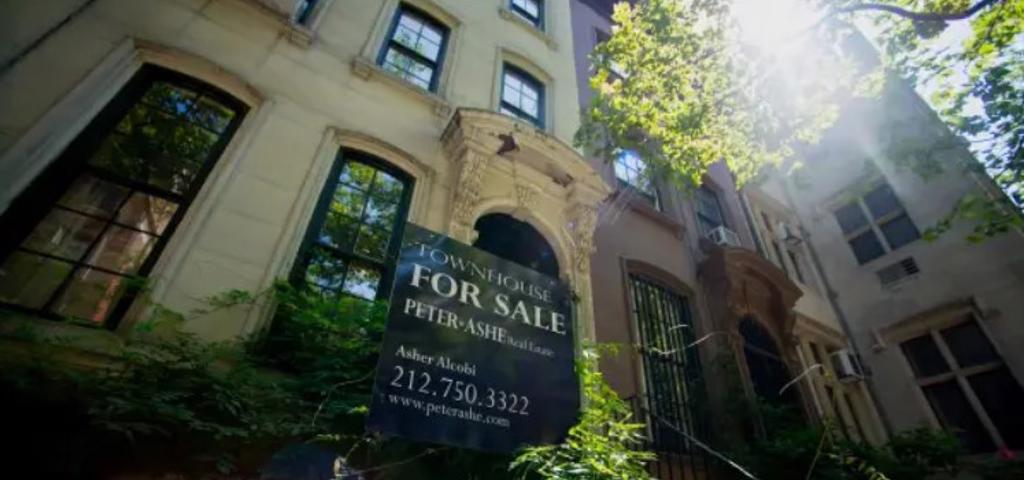 Manhattan apartment sales plunge in the last quarter of 2022
